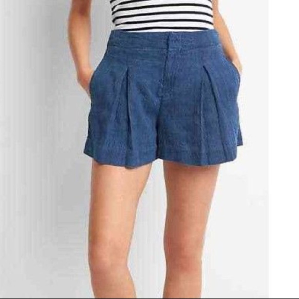 Gap Pleated Denim Shorts